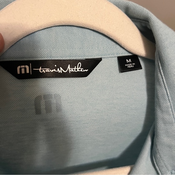 Men’s Travis Mathew Polo / Golf Shirt size medium - Picture 3 of 4